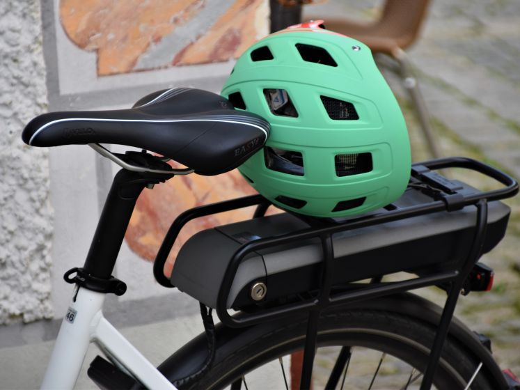 Eindelijk een besluit genomen over het dragen van een fietshelm