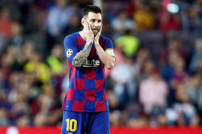 De spelers van Barcelona worden vandaag getest op Covid-19. Messi komt naar alle waarschijnlijkheid niet opdagen.