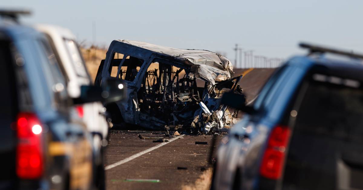 Nove morti in uno scontro frontale in Texas: alla guida un 13enne |  auto