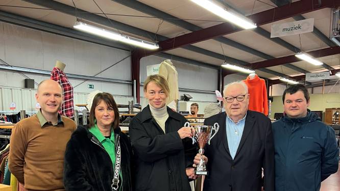 Koksijde kroont zich tot geefkampioen van Kringwinkel West