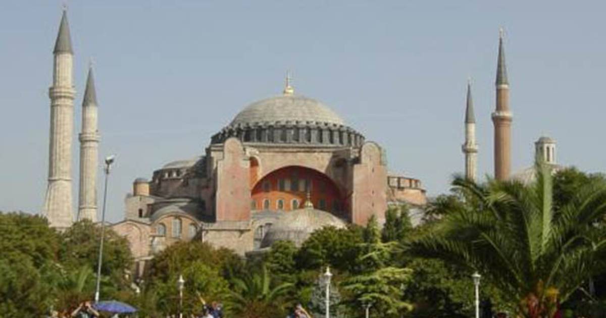La basilique SainteSophie d'Istanbul pourrait redevenir une mosquée