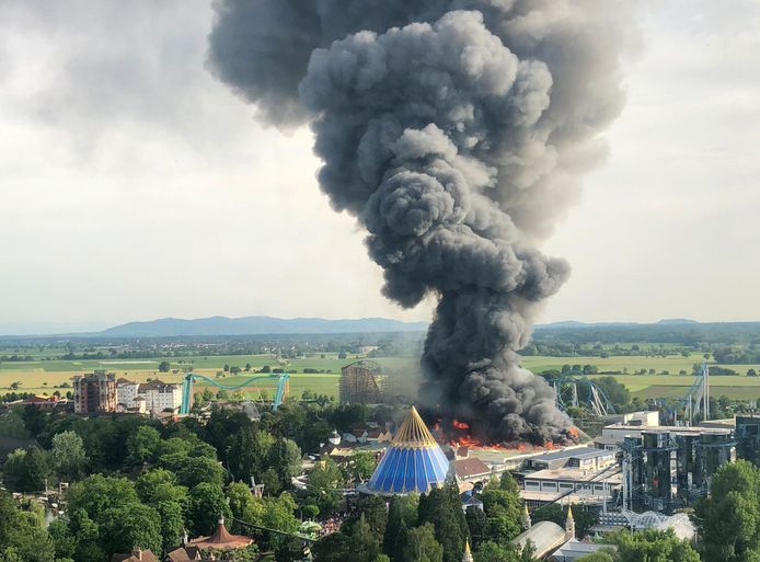 Archiefbeeld. In 2018 werd het park al eens getroffen door een grote brand. Er was voor miljoenen euro’s schade. (26/05/18)