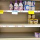 VS kampen met groot tekort aan babymelkpoeder, Nestlé voert export op