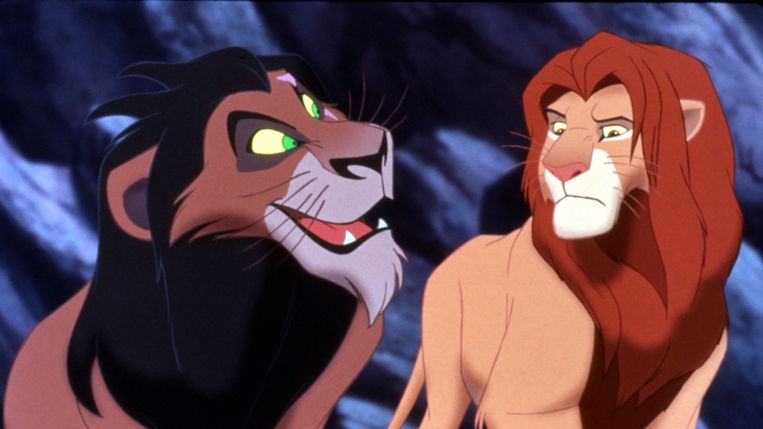 In 'The Lion King' is slechterik Scar (links) duidelijk een Atlasleeuw, terwijl de andere leeuwen zuidelijk-Afrikaans zijn. Beeld RV