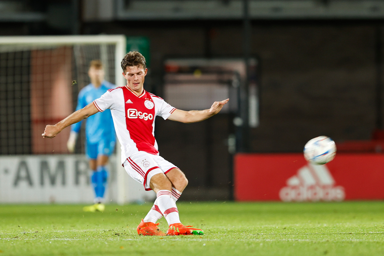 Ajax beloont Olivier Aertssen (18) met nieuw contract Foto AD.nl