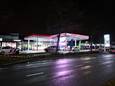 De politie rukte 21 december vorig jaar groots uit na de schietpartij bij het tankstation aan de Ringbaan-Oost.