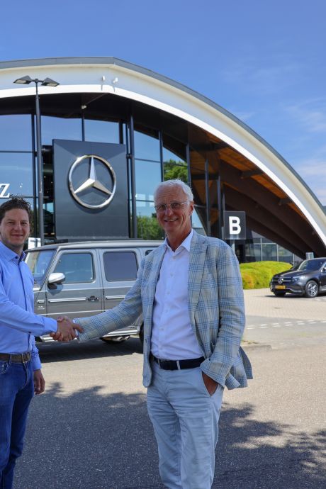 Cees Hendriks draagt ASV-stokje over aan zoon Jorg: ‘Ik ben als zelfstandig dealer van een uitstervend ras’