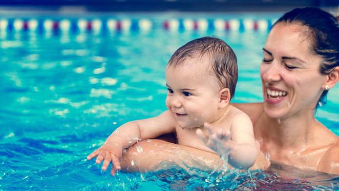 Slokje Zwembadwater Binnen Dit Doet Het Met Je Lijf Fit Gezond Hln Be