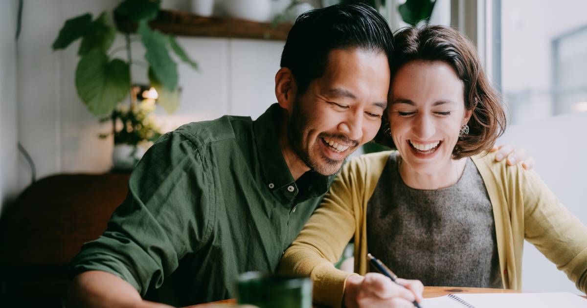 Comment obtenir un état d’esprit positif en tant que pessimiste ?  Conseils de 3 experts : “Avec cet exercice vous pétrissez le bonheur” |  Sain et heureux