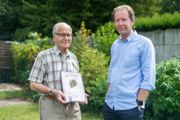 Oorlogsbrieven van ‘Jantje’ (87) gebundeld in online boek: “5,5 jaar ...