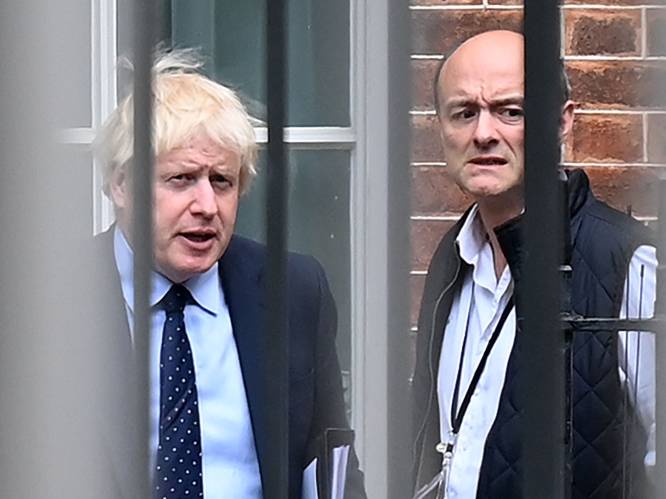 Ex-adviseur Cummings beschuldigt Boris Johnson van leugens over lockdownfeestjes