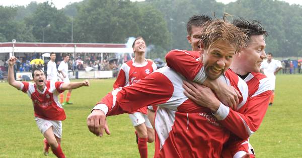 Inhaalvoetbal: Door de vijfde winst op rij is Estria ineens een titelkandidaat