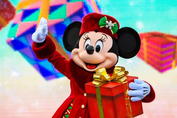 Disney-figuren uitgedost in hun feestelijkste outfits