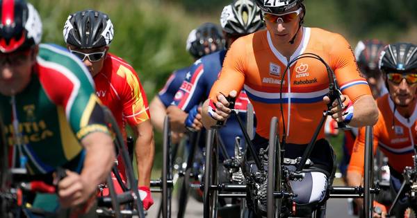 Goud voor triatleet Jetze Plat | Paralympische Spelen 2016 - AD.nl
