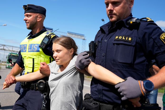 Klimaatactiviste Greta Thunberg werd vandaag opnieuw verwijderd bij een protestactie in Malmö, Zweden. (24/07/23)