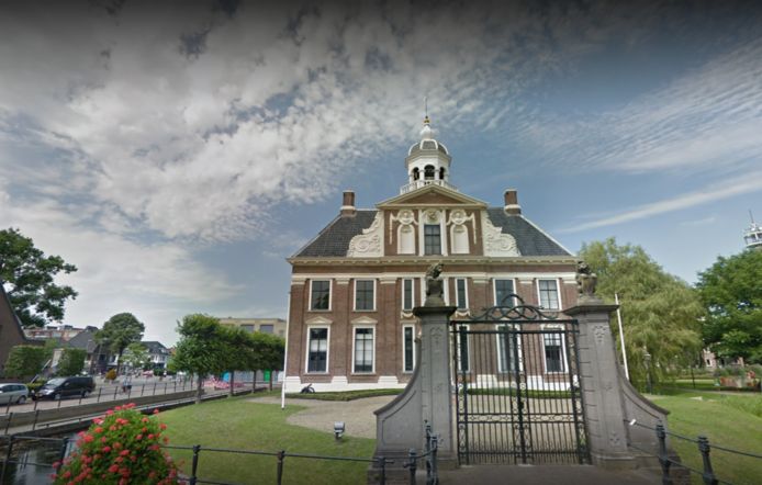 Het gemeentehuis Heerenveen