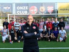 Na jaren vol prestatiedruk vindt amateurvoetbalcoach het mooi geweest: ‘Ik stelde mezelf zoveel vragen...’