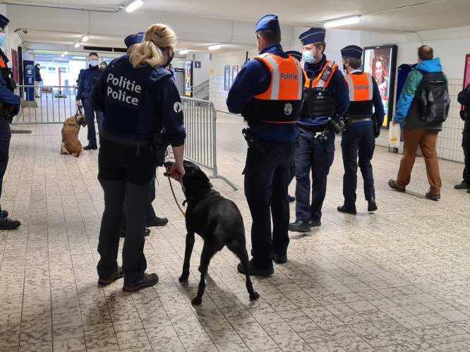 Drugsactie in treinstation: zes personen betrapt met drugs op zak