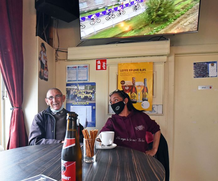 Legendarisch Cafe De Grens In Koewacht Failliet Inventaris Onder De Veilinghamer Zeeuws Vlaanderen Pzc Nl