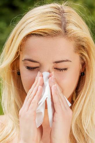 Welke voeding helpt (niet) tegen hooikoorts? “Helft van patiënten krijgt meer klachten als ze alcohol drinken”