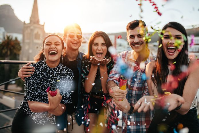 Bijdrager Naar Zichtbaar Je verjaardag vieren of een feestje geven, mag dat weer? | NLThuis | AD.nl