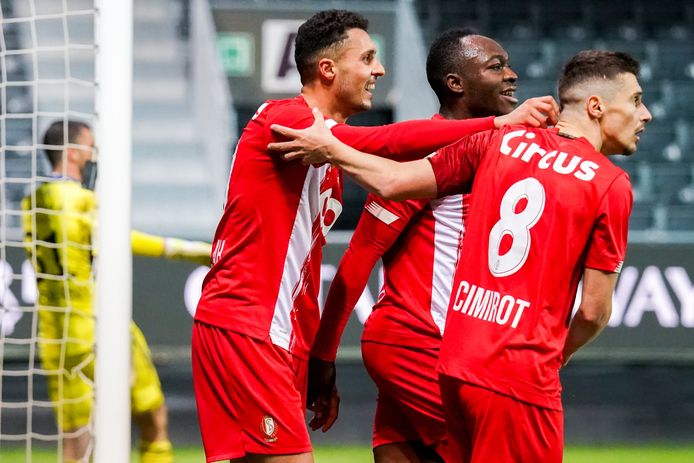 Selim Amallah et Jackson Muleka ont mis le Standard sur la voie du succès: large et précieuse victoire pour les Rouches à Eupen.