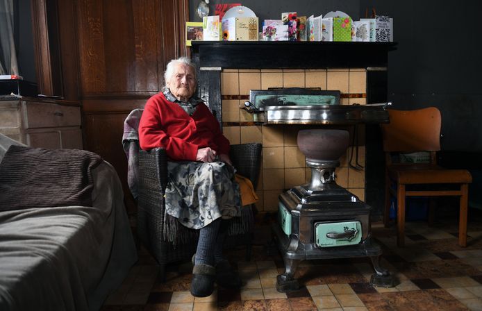 "Bertha werd dit jaar 110,  de oudste Vlaming van het land. De tijd leek in de oude hoeve in Opvelp -naast de Leuvense stoof - stil te staan. Jammer genoeg heeft ze ons in november verlaten", zegt Patrick Vertommen.