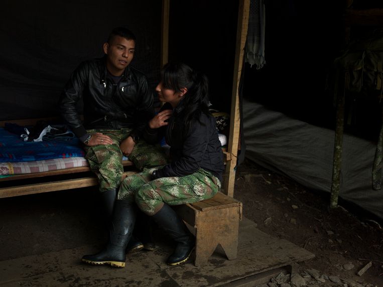 Een guerrillakoppel in hun tent. Beeld ©Newsha Tavakolian / Magnum Pho