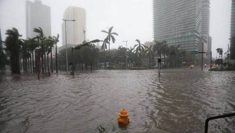 Overstroming in Miami. Beeld reuters