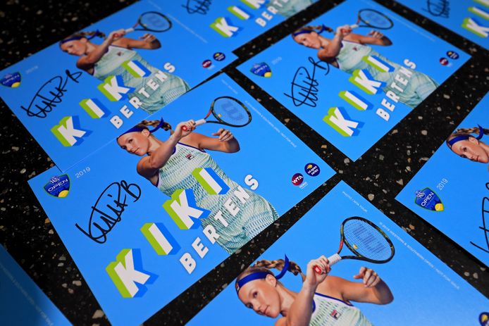 Kiki Bertens-kaartjes.