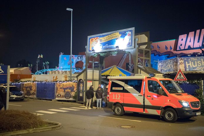 Een ambulance bij de kerstmarkt in Berlijn