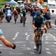 Jai Hindley klimt in ‘koninginnerit’ naar de waarschijnlijke eindoverwinning in de Giro
