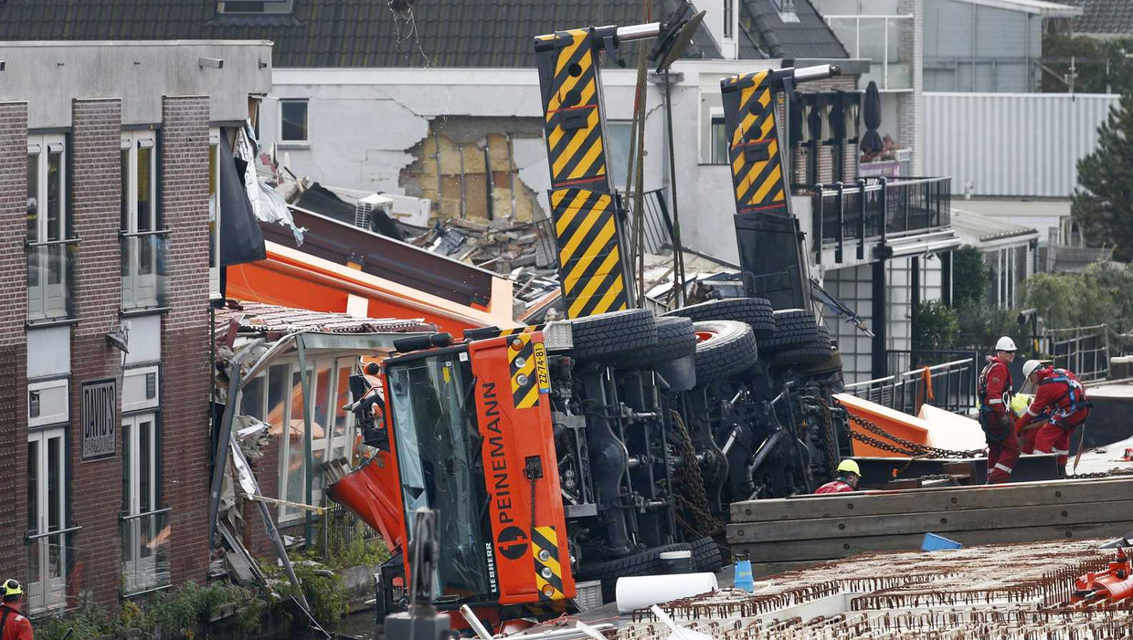 De ravage in Alphen. Beeld anp