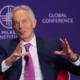 Oud-premier Blair blijft zich bemoeien met mondiale  politiek, nu weer met Gaza