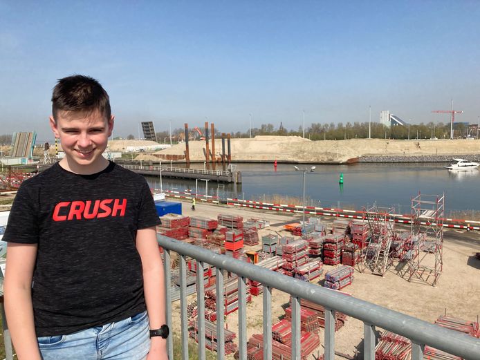Quinten de Koning wil later piloot worden. ,,Inmiddels heb ik een week stage gelopen bij Vliegbasis Woensdrecht. Een leerzame ervaring, het heeft mijn missie om piloot te worden alleen maar versterkt.”