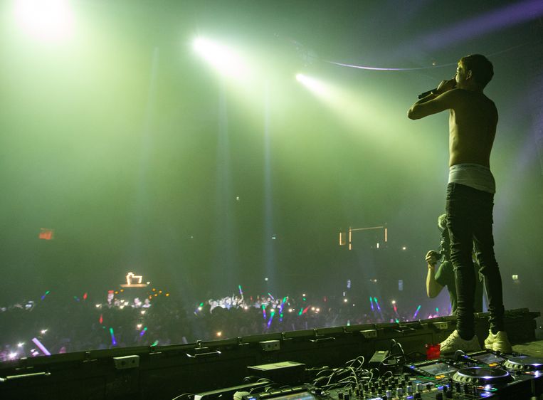 In 2018 probeerde Lil Kleine tijdens een concert met ruim 6.000 jongeren het wereldrecord grootste aantal selfies op hetzelfde moment te breken. Beeld ANP Kippa