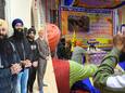 Manjat Singh (met blauwe tulband) en Dominiek Dendooven samen met nog 2  sikhs verwelkomen dit weekend heel wat sikhs uit binnen- en buitenland in Ieper.