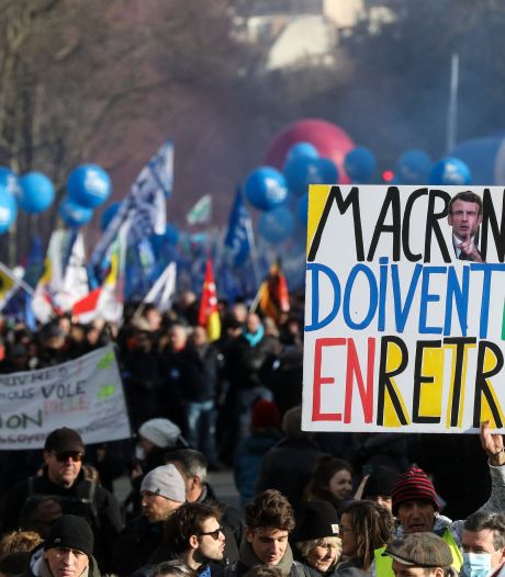 Pourquoi le bras de fer entre les syndicats et le gouvernement français sur les retraites pourrait durer