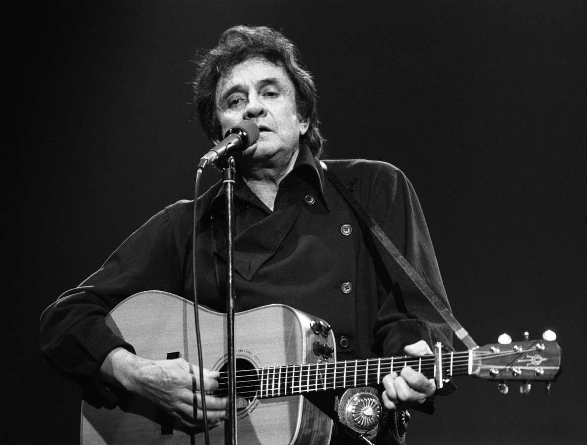 Elvis Costello en Chris Cornell vertolken poëzie Johnny Cash Foto bd.nl