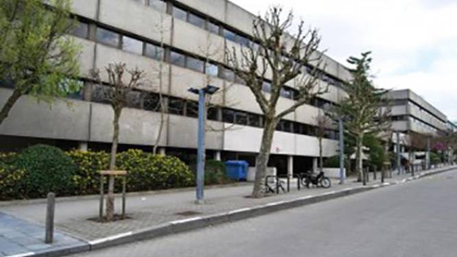 Au moins une centaine d'étudiantes et de travailleuses de l'ULB en grève