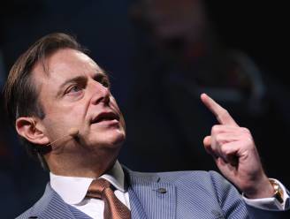 De Wever: “Premier Michel, bespaar ons pompeuze verklaringen over de goede kant van de geschiedenis”