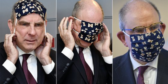Na Jean-Luc ‘Let the beast go’ Dehaene, Yves ‘Marseillaise’ Leterme en Bart ‘Panda’ De Wever is er nu Koen ‘mondmasker’ Geens