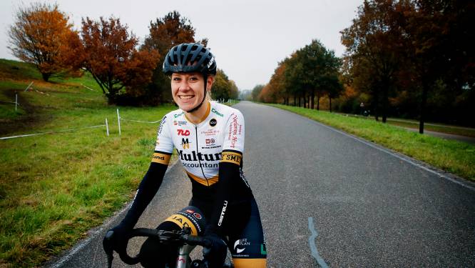 Veenendaalse wielerkoers thuiswedstrijd voor Mareille Meijering: ‘Als de toppers uitrusten, sta ik voor de klas’
