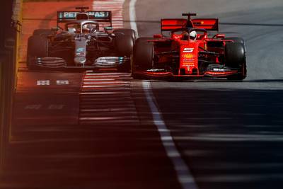 Ferrari stapt naar FIA om tijdstraf Vettel in Canada aan te vechten