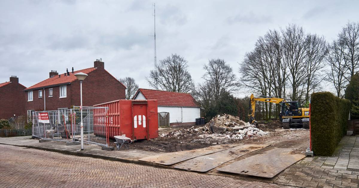 Onrust in Oale Bouw: huurders in Westerhaar weigeren huis te verlaten en stellen 17 eisen