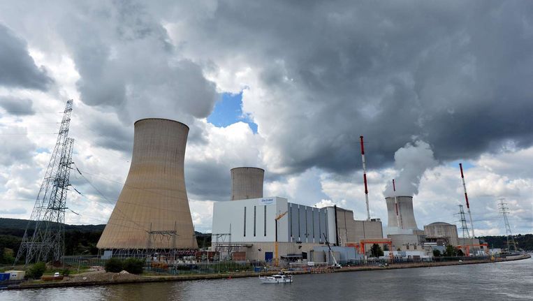 Kerncentrale in het Belgische Doel. De opvattingen over kernenergie lopen sterk uiteen binnen de EU. Beeld afp