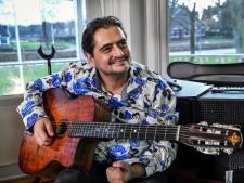 Wondergitarist Jimmy Rosenberg uit Helmond herrijst uit zijn as en treedt weer op