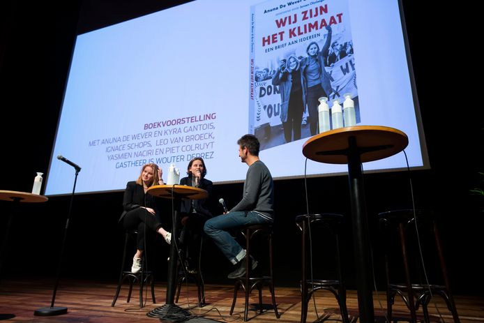 Kyra Gantois, Anuna De Wever en Wouter Deprez bij de boekpresentatie in de Roma.