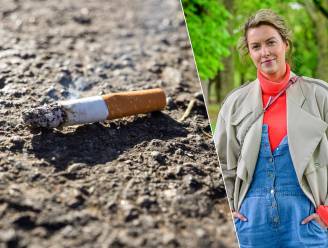 “Helft van zwerfvuil in de stad zijn sigarettenpeuken”: 500 extra asbakken in de stad om straten proper te houden