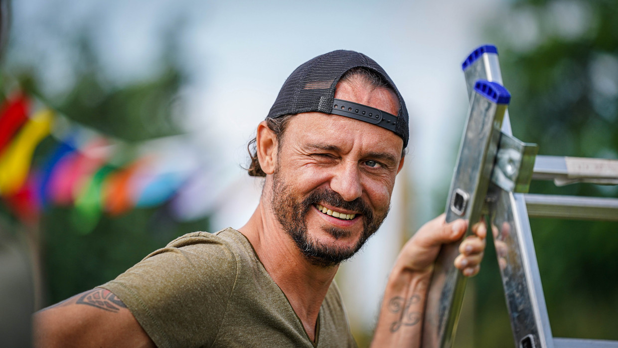 Tijs Vanneste in 'De Kemping' Beeld © VRT